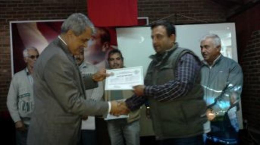 'Suriye'den Getirilen Zeytinyağları T&uuml;rk Zeytincisini Tehdit Ediyor'