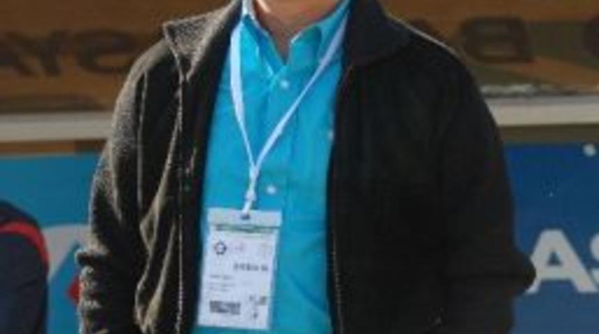 Altay, &Uuml;mit Kayıhan İle Yollarını Ayırdı