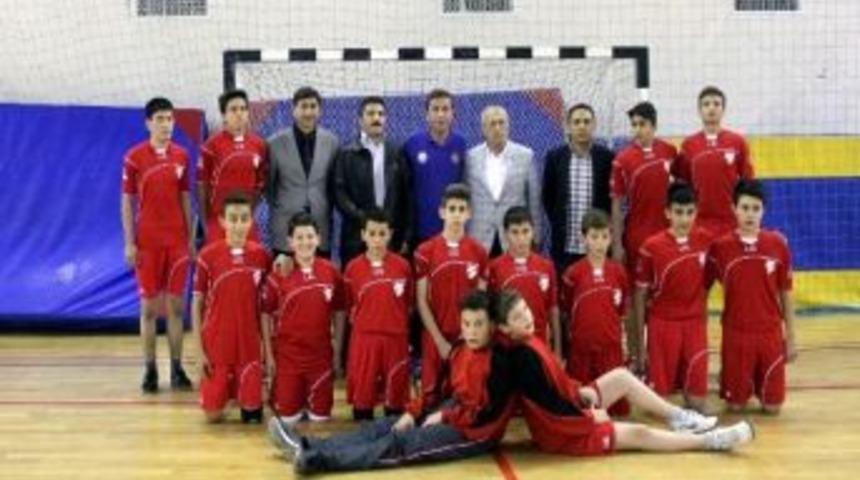 Bolu Ve Neuss Arasındaki Dostluk Turnuvası Sona Erdi