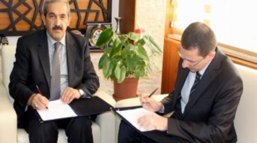 Engelli Vatandaşlara Y&ouml;nelik Girişimcilik Kursunun Protokol&uuml; İmzalandı