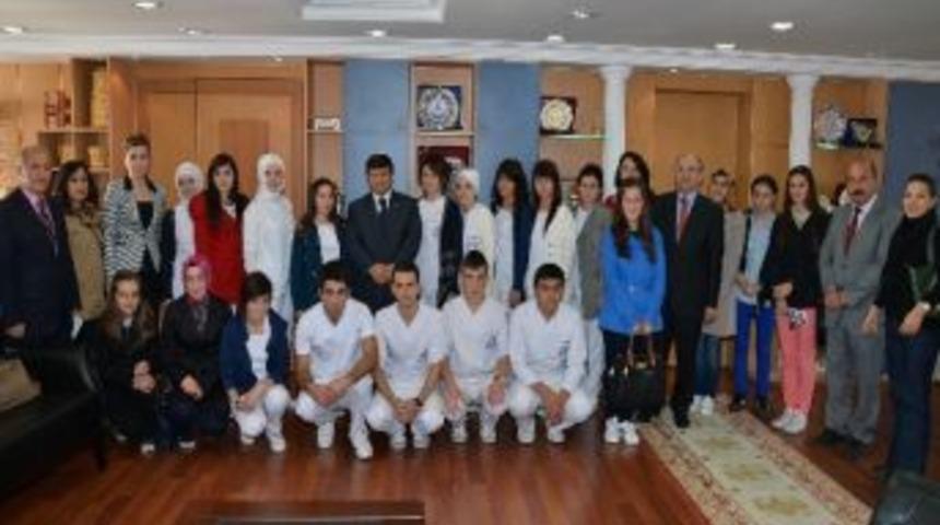 G&uuml;m&uuml;şhane Ve Trabzonlu &Ouml;ğrenciler Hasta Ve Yaşlı Bakımı Stajı İ&ccedil;in Almanya&rsquo;ya Gidiyor