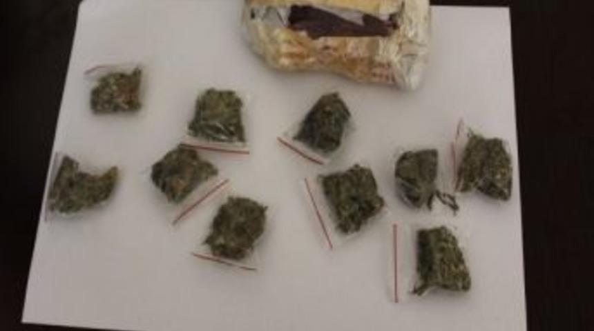 Bayburt'ta 33 Gram Esrar Ele Geçirildi