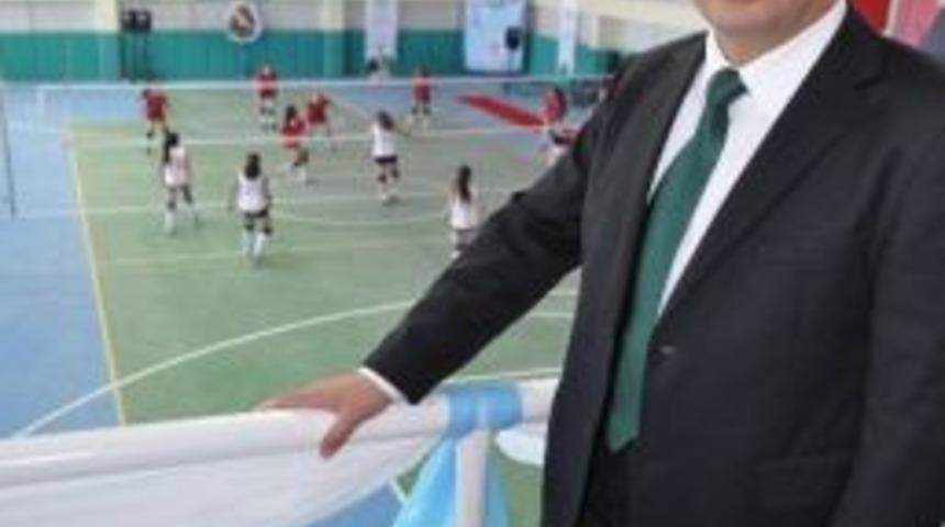 Umutlar Fileden Y&uuml;kselecek