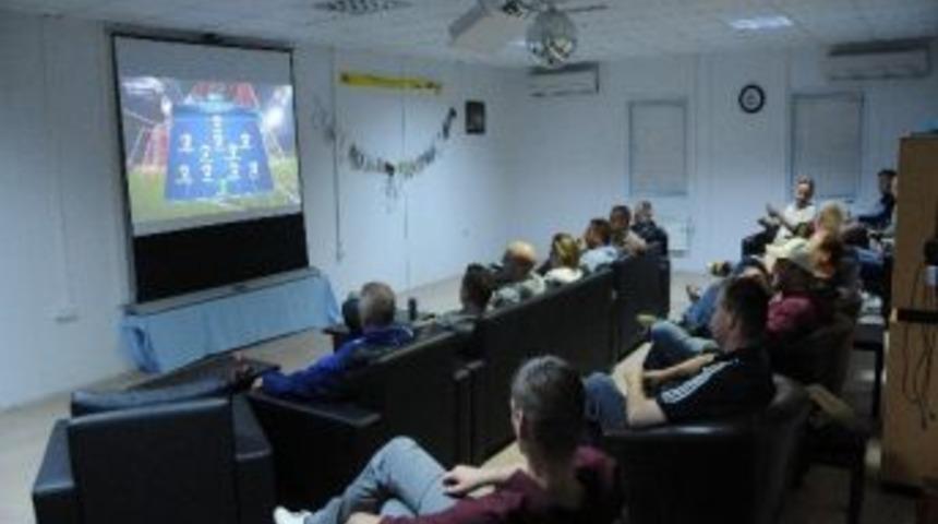 (&ouml;zel Haber) Alman Askerlerin Şampiyonlar Ligi Heyecanı