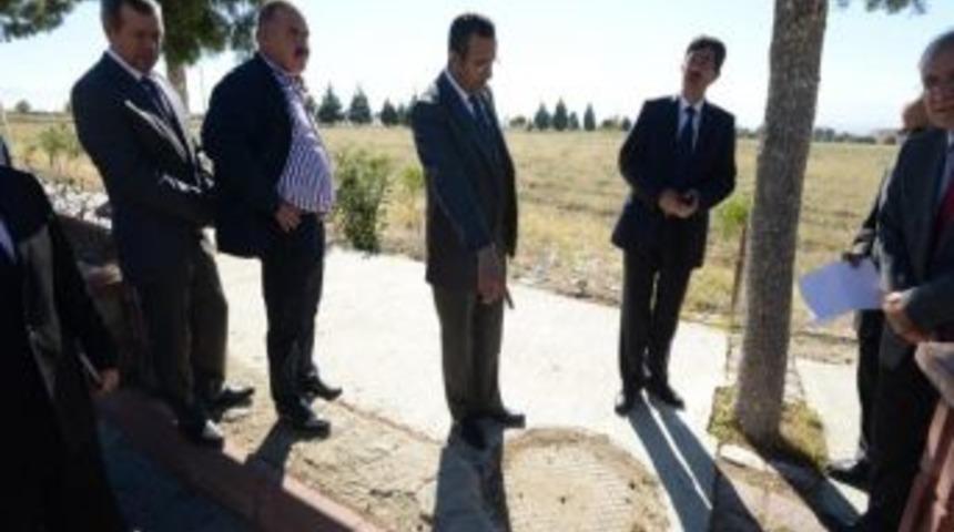 Vali Abd&uuml;lkadir Demir, Pamukkale Yolunu İnceledi