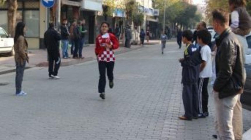 &Ccedil;an &lsquo;da 29 Ekim Cumhuriyet Koşusu Yapıldı