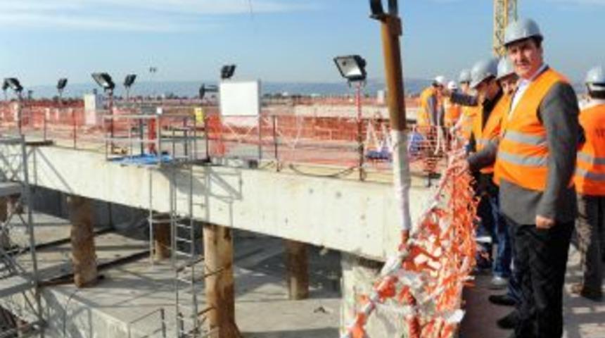 'İstanbul - İzmir Otoyolu Bursa&rsquo;yı 3. B&uuml;y&uuml;k Kent Yapacak'