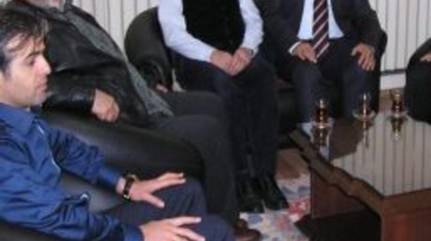 Ahmet Durmuş: &ldquo;memleketime Hizmet İ&ccedil;in Yola &Ccedil;ıktım&rdquo;