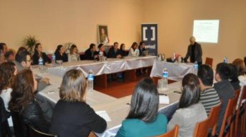 Avrupa Hastanesi'nden Fabrika &Ccedil;alışanlarına &lsquo;stres&rsquo; Semineri