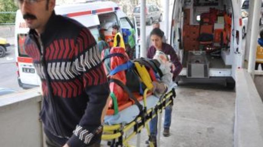 Tunceli'de Iki Ayrı Trafik Kazası: 5 Yaralı
