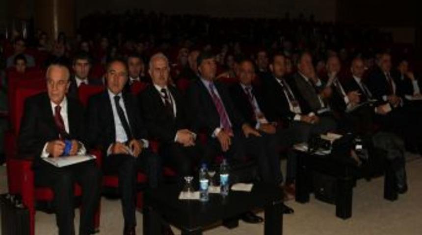 "Ekonomide Insani Değerlere Odaklı Bakış A&ccedil;ısı Gerekli"