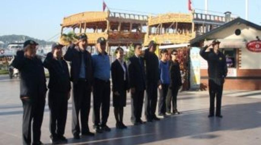 Ayvalık Ptt&rsquo;de 173. Yıld&ouml;n&uuml;m&uuml; Kutlaması