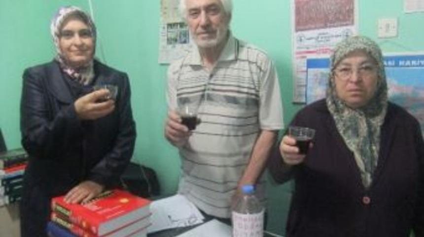 (özel Haber) Diyabeti İyileştirdiği İddia Edilen Bitkisel Şurup İmal Etti