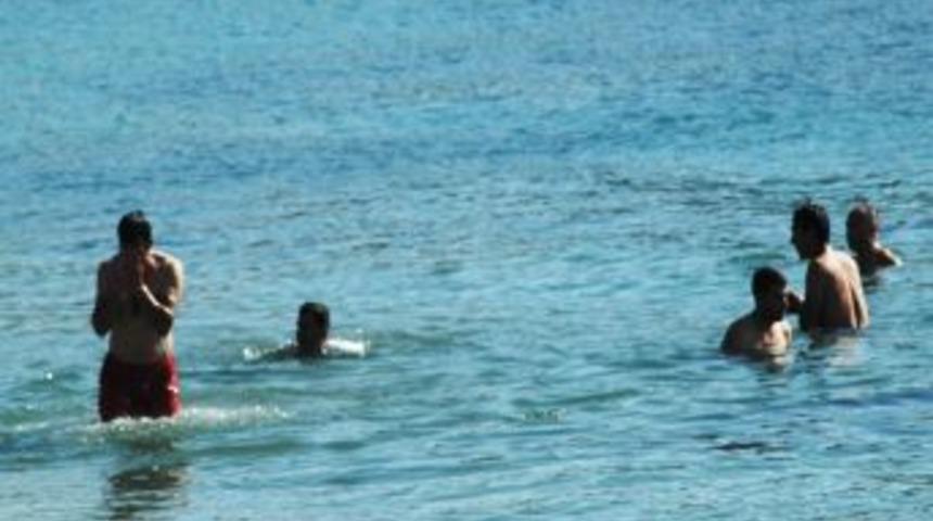 'Sarı Yaz' Geldi Turizmcinin Y&uuml;z&uuml; G&uuml;ld&uuml;