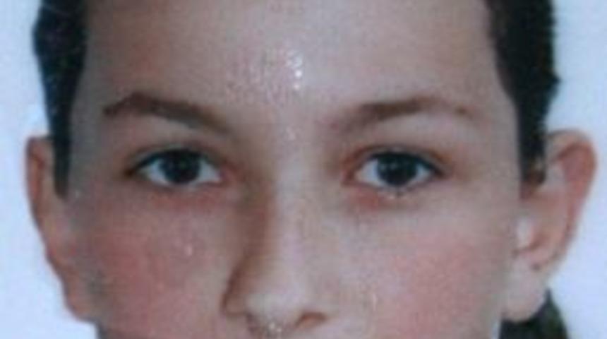 Cam Silerken 5. Kattan D&uuml;şen Gen&ccedil; Kız &Ouml;ld&uuml;