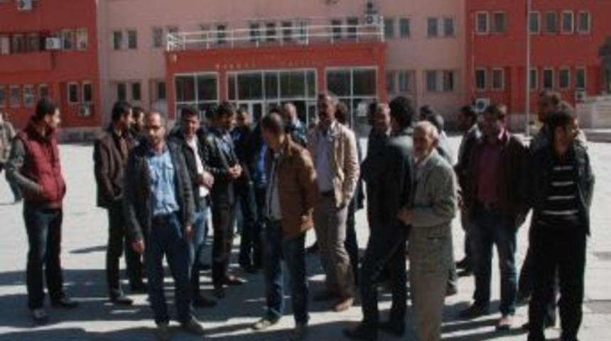 İran Makamlarını Valiliğe Şikayet Ettiler