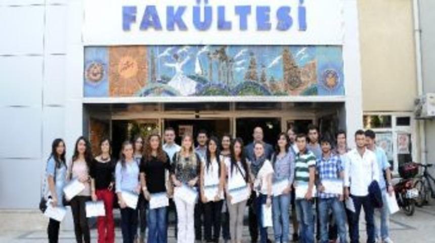A&uuml; Turizm Fak&uuml;ltesi&rsquo;nden &Ouml;ğrencilerine Okurken İş Sahibi Olma İmkanı