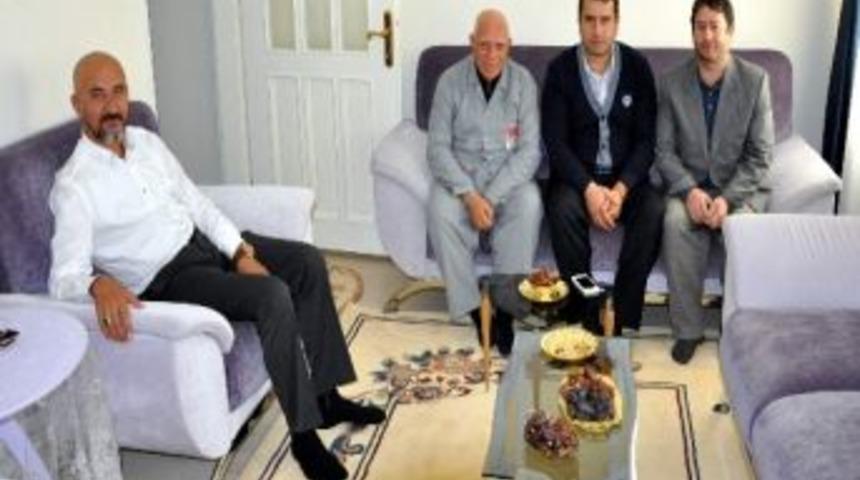 G&ouml;lbaşı İl&ccedil;esinden Kutsal Topraklara Giden Hacılar D&ouml;nd&uuml;