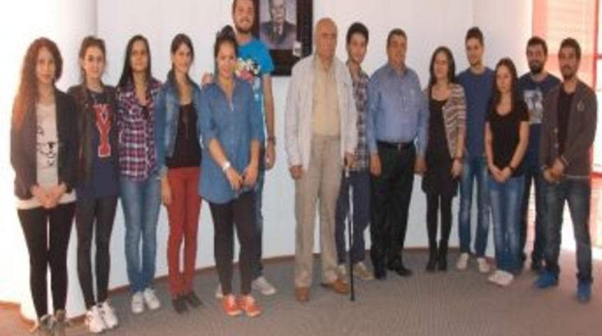 Sıtkı Ko&ccedil;man Vakfı 13 &Ouml;ğrenciyi Rodos&rsquo;a G&ouml;nderdi