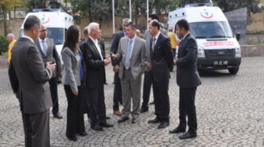 Batman İl &Ouml;zel İdaresi, Hastaneye Iki Ambulans Aldı