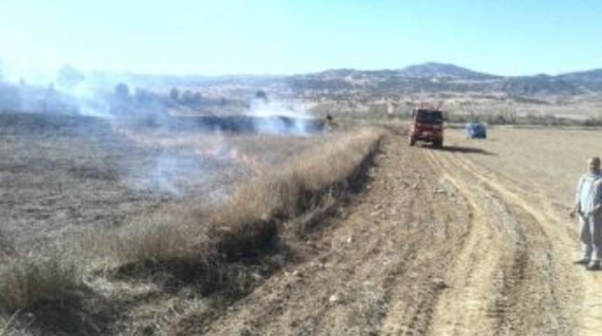 Hisarcık&rsquo;ta Arazi Yangını