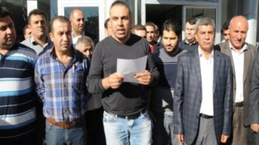 İşten &Ccedil;ıkarılan Arkadaşları İ&ccedil;in İş Bıraktılar
