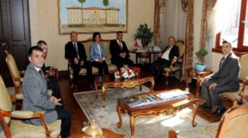 Adaleti Savunanlar Derneği İl Temsilciliğinden Vali &Ouml;zt&uuml;rk&rsquo;e Ziyaret