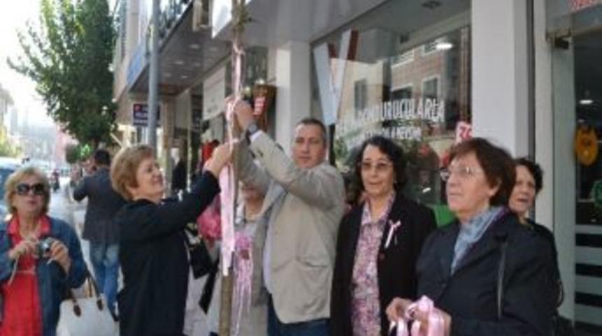 Chp&rsquo;li Kadınlar; Kansere Dikkat &Ccedil;ekmek İ&ccedil;in, Ağa&ccedil;lara Pembe Kurdele Bağladı