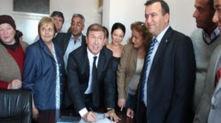 Tanju &Ccedil;olak, Ak Parti'den Urla Belediye Başkan Aday Adayı