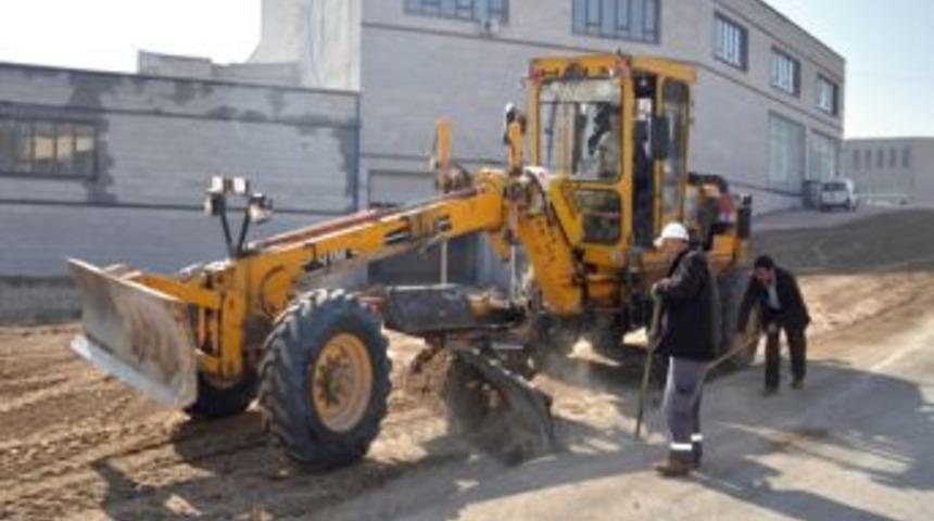 Belediyeden Esnafa Yol Desteği