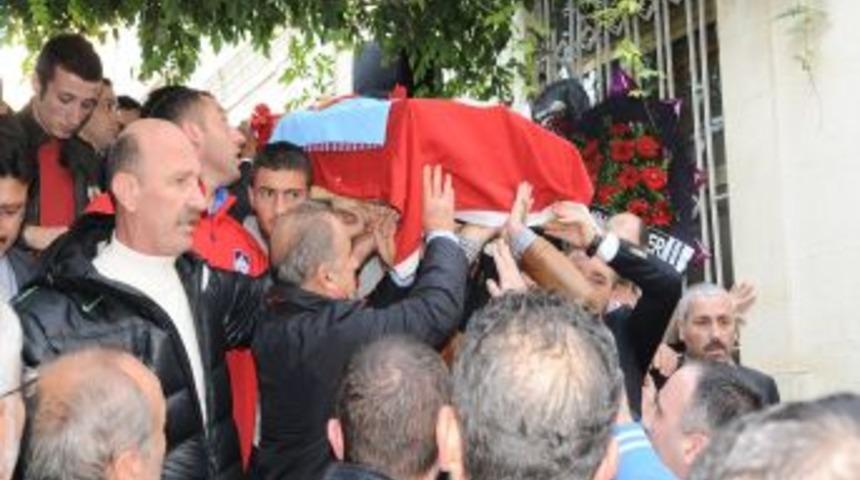 Kadir &Ouml;zcan, Son Yolculuğuna Uğurlandı