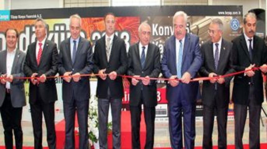 Konya'da D&ouml;k&uuml;m Ve Yan Sanayi Fuarı A&ccedil;ıldı