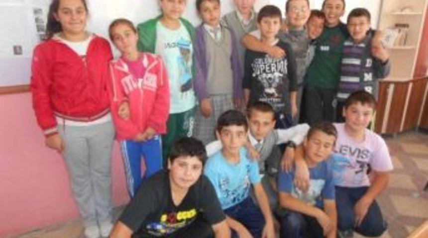 &Ouml;ğrencilerden Yurt Dışına Kurban Bağışı