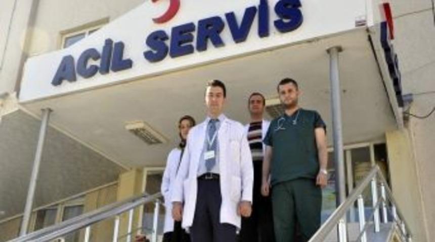 G&uuml;r&uuml;n Devlet Hastanesine Atanan Doktorlar G&ouml;reve Başladı