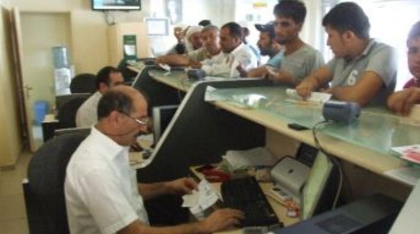 &Ccedil;ermik Ptt&rsquo;de Vatandaşın Sıra &Ccedil;ilesi