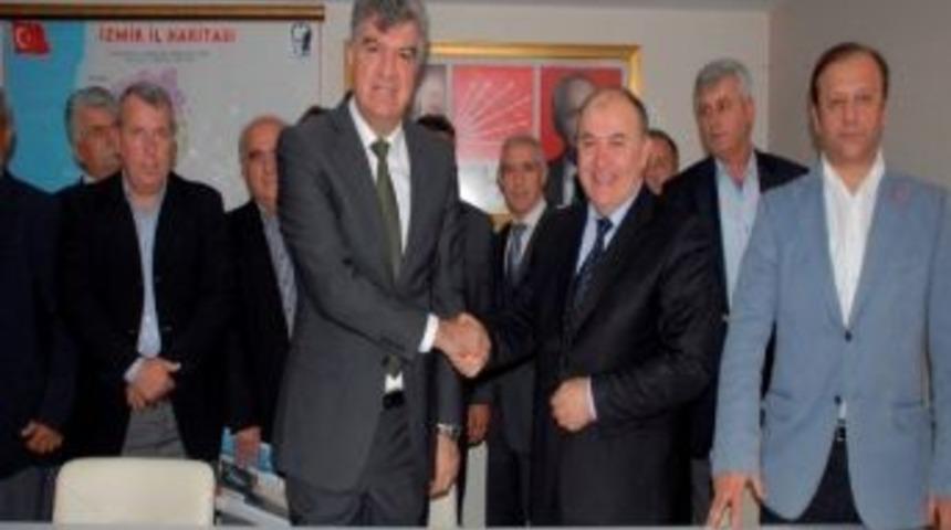 Balkan G&ouml;&ccedil;menleri Platformu İzmir Chp&rsquo;yi Ziyaret Etti