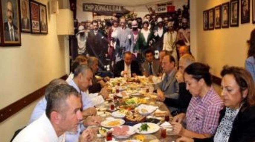 Chp Y&ouml;netimi, M&uuml;hendisler İle Kahvaltıda Buluştu