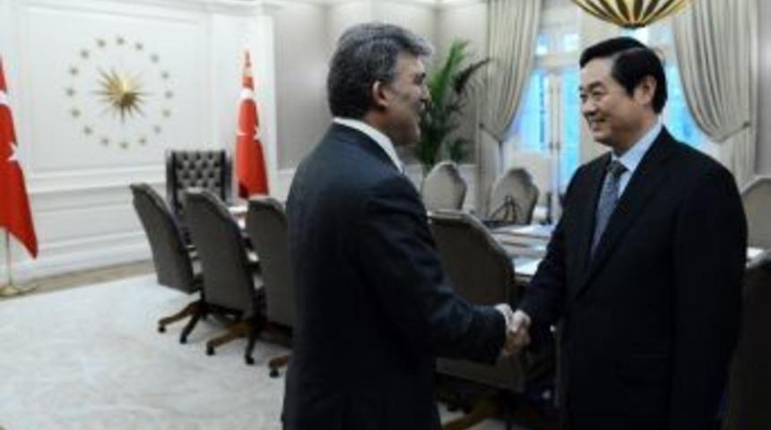 G&uuml;l, Qibao'yu Kabul Etti