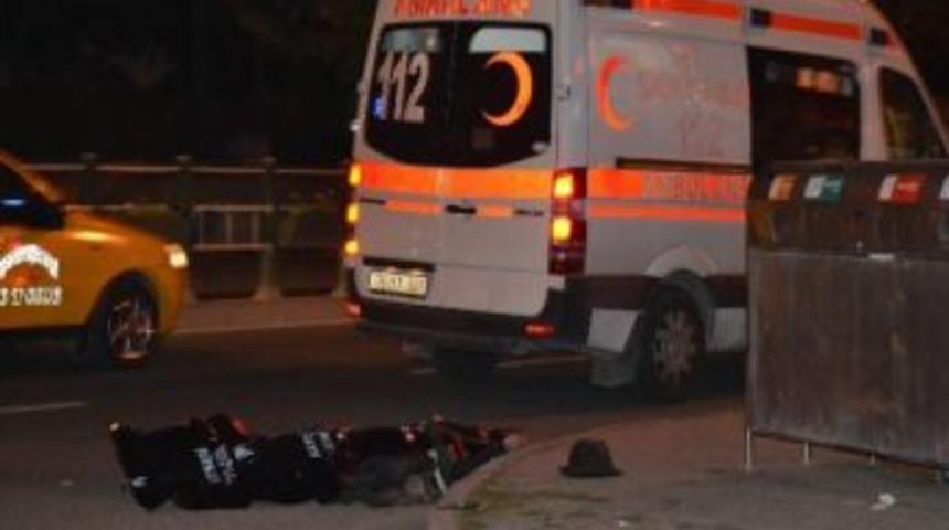 Otomobilin &Ccedil;arptığı Yaşlı Adam Hayatını Kaybetti