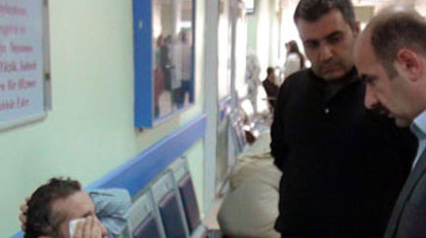 Okulda &ouml;ğretmenlere dayak