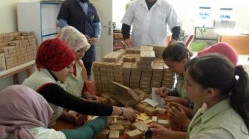 (&ouml;zel Haber) Van&rsquo;da &Uuml;retilen Doğal Sabun Avrupa Yolunda