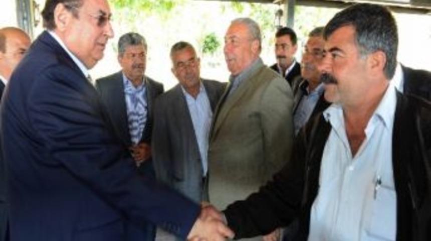 Başkan &Ouml;zcan Tarsus Merkeze Bağlı K&ouml;y Muhtarlarıyla Bir Araya Geldi