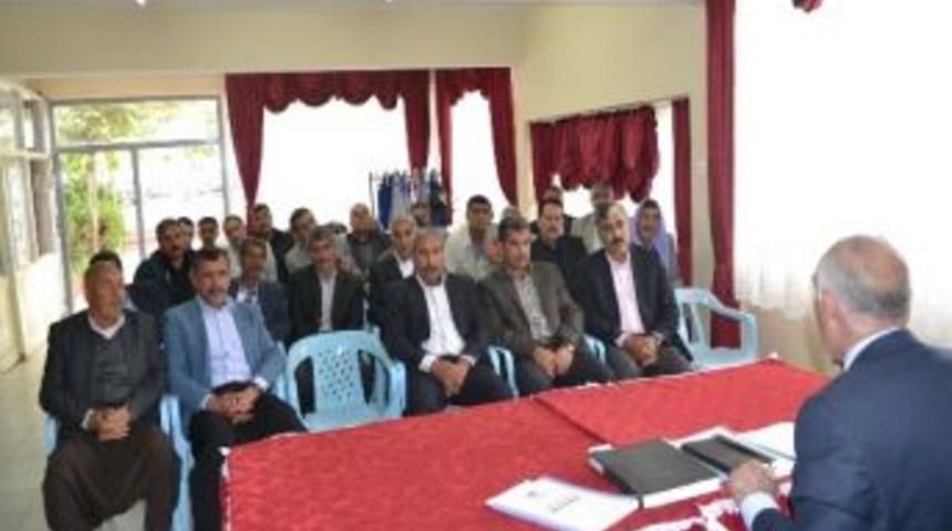 Hilvan&rsquo;da N&uuml;fus M&uuml;d&uuml;rl&uuml;ğ&uuml; Muhtarları Bilgilendirdi