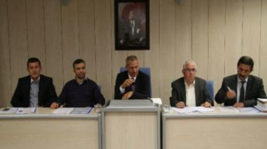 Adapazarı&rsquo;nın 2014 Yılı B&uuml;t&ccedil;esi: 76 Milyon 300 Bin Tl