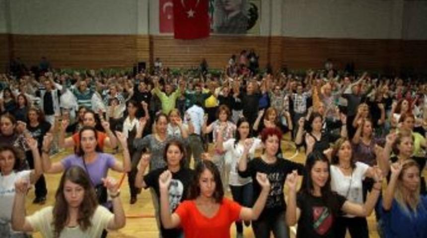 Karşıyaka&rsquo;yı 90. Yıl Heyecanı Sardı