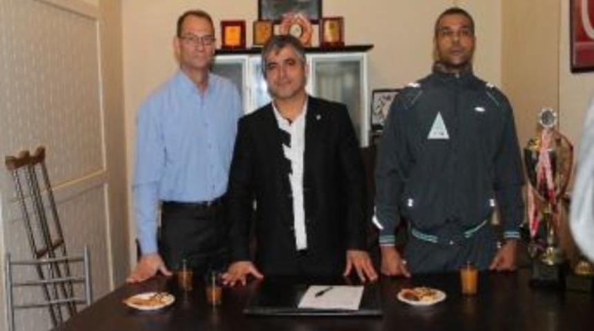 Moha Yosk&rsquo;a İmza Attı