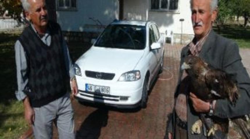 Yaralı Kartala Avcı Sahip &Ccedil;ıktı