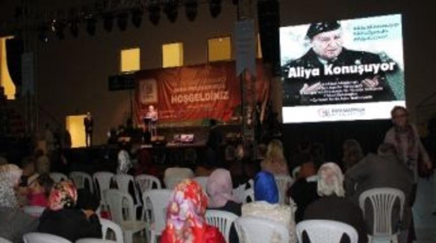 Aliya İzzetbegovi&ccedil; Soydaşları Tarafından Anıldı