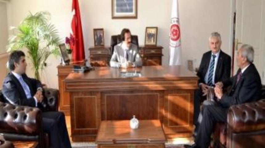 Koyulhisar Heyetinden, Rekt&ouml;r Kocacık&rsquo;a Ziyaret