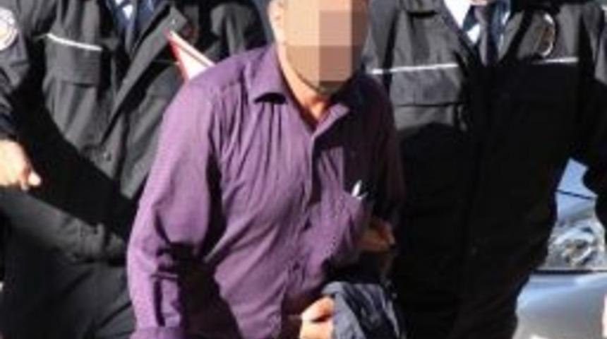 Tabancayla Yakalanan Şahıs G&ouml;zaltına Alındı